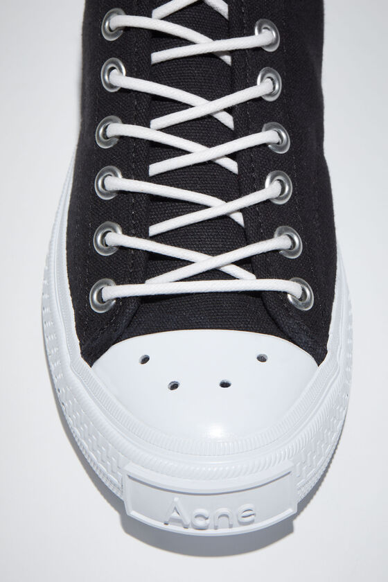 (image for) Energy-Efficient Low top sneakers